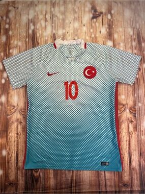 Nike  Arda turan  Men's Turkey Football Jersey 
Size XL